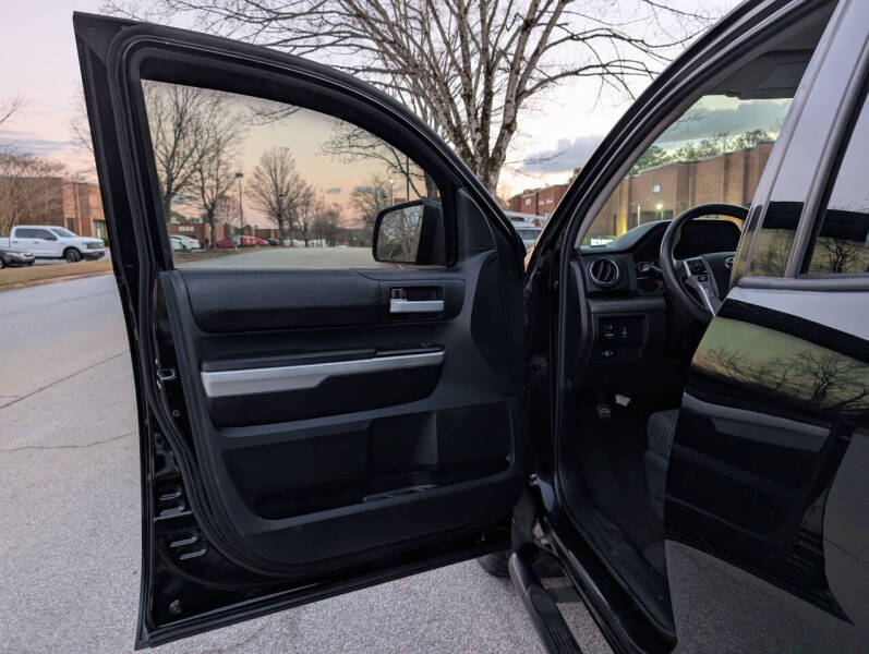 2015 Toyota Tundra SR5