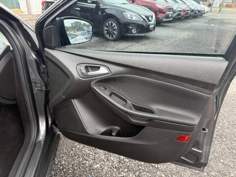 2017 Ford Focus SE