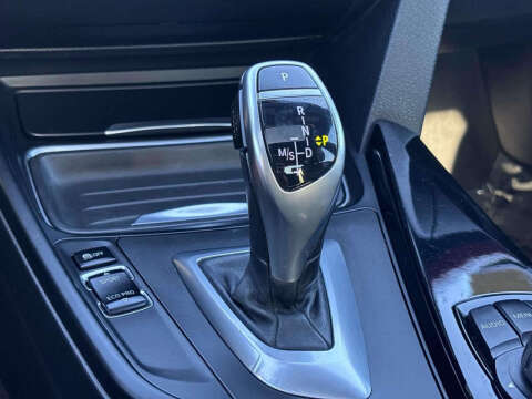 2012 BMW 3 Series 328i