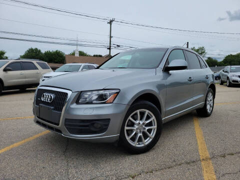 2011 Audi Q5 2.0T quattro Premium Plus