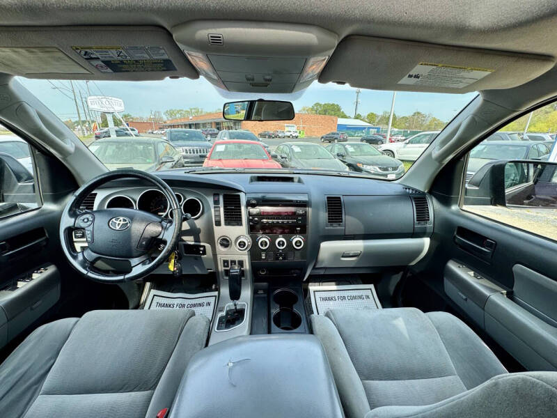 2013 Toyota Sequoia SR5
