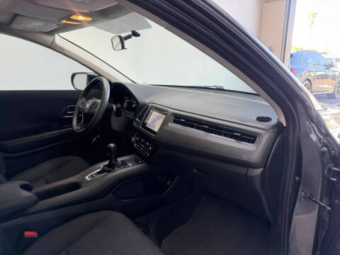 2017 Honda HR-V EX