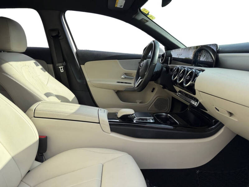 2020 Mercedes-Benz A-Class A 220