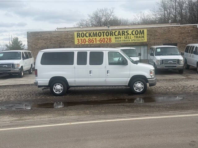 2012 Ford E-Series Econoline Wagon XL's photo
