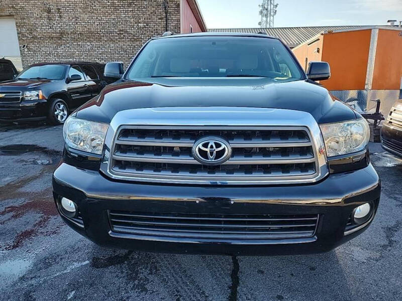 2016 Toyota Sequoia SR5