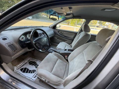 2002 Nissan Maxima SE