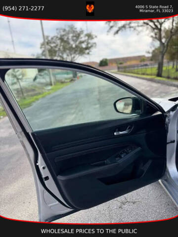 2020 Nissan Altima 2.5 SR