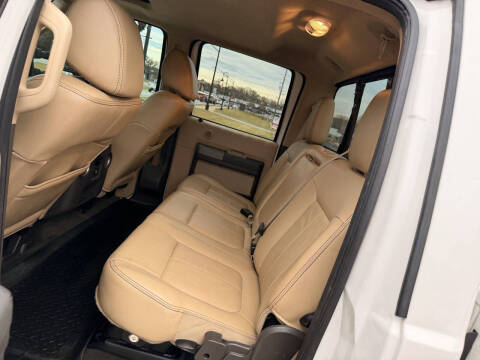 2011 Ford F-350 Super Duty Lariat