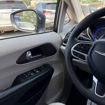 2017 Chrysler Pacifica Touring