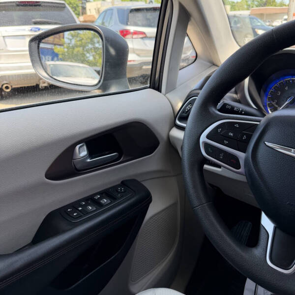 2017 Chrysler Pacifica Touring