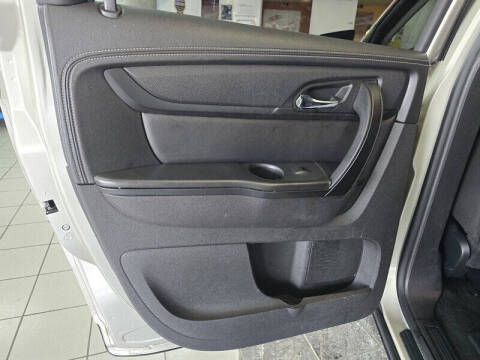 2016 GMC Acadia SLE-2