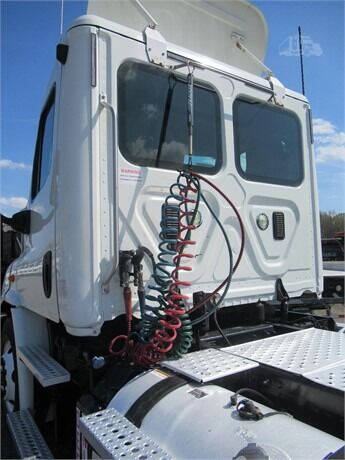 2014 Freightliner Cascadia