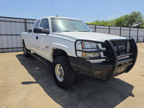 2004 Chevrolet Silverado 2500HD LS