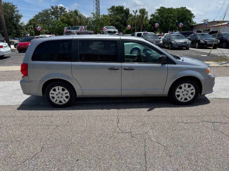 2019 Dodge Grand Caravan SE