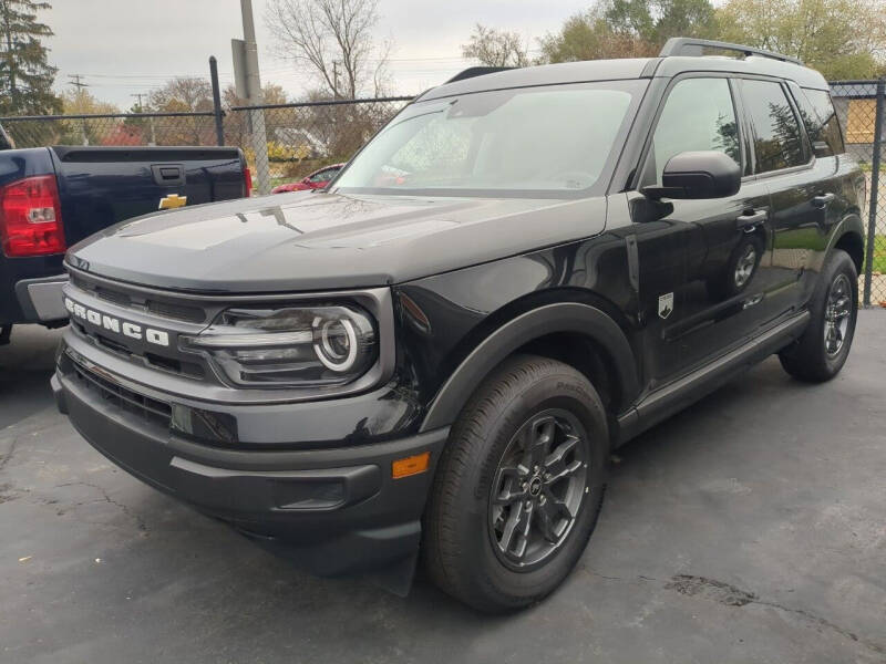 2022 Ford Bronco Sport for sale at Jim Douglas Auto Sales in Pontiac MI
