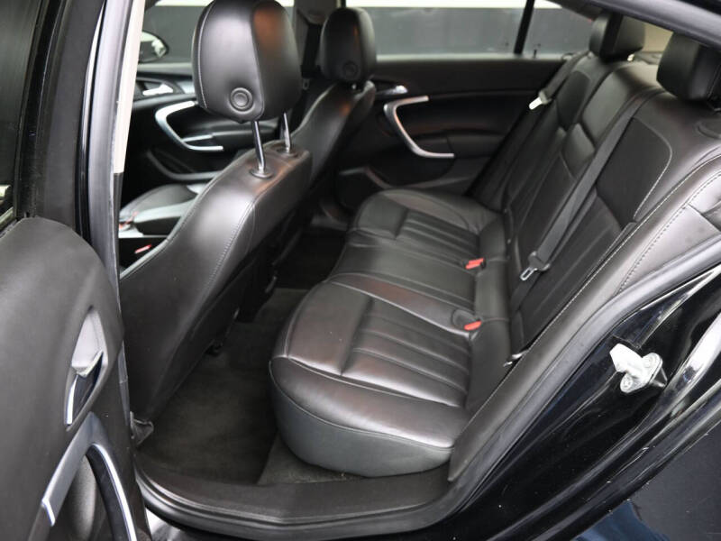 2013 Buick Regal Premium 1