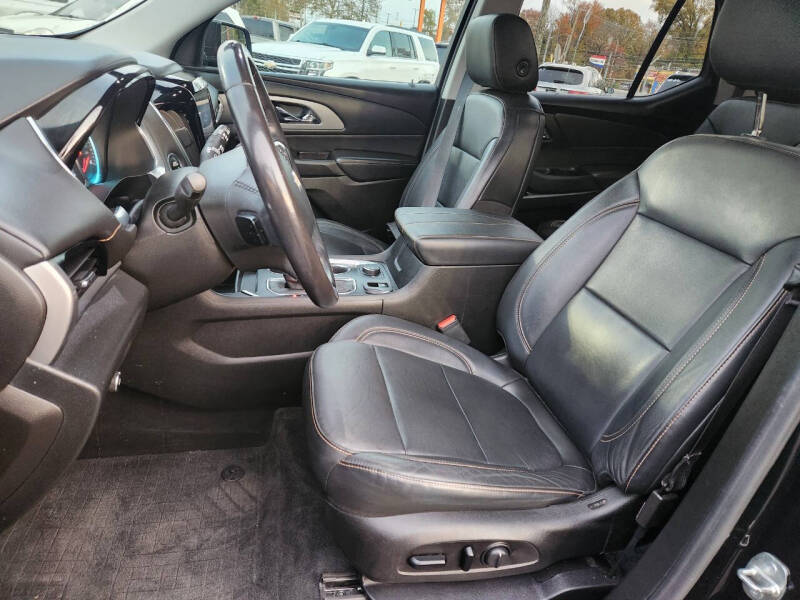 2020 Chevrolet Traverse LT Leather