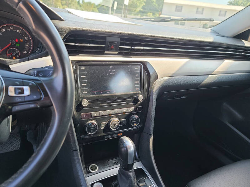 2021 Volkswagen Passat SE