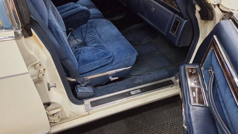 1977 Lincoln Continental