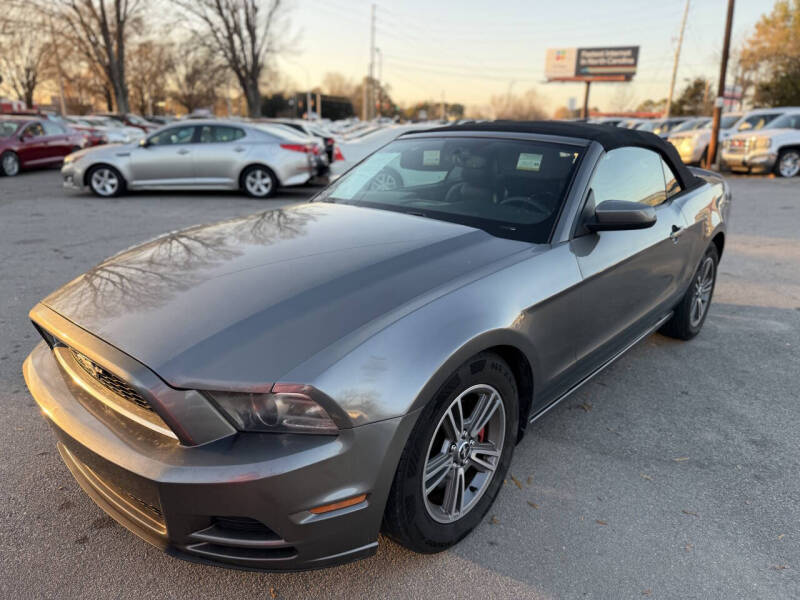2013 Ford Mustang V6