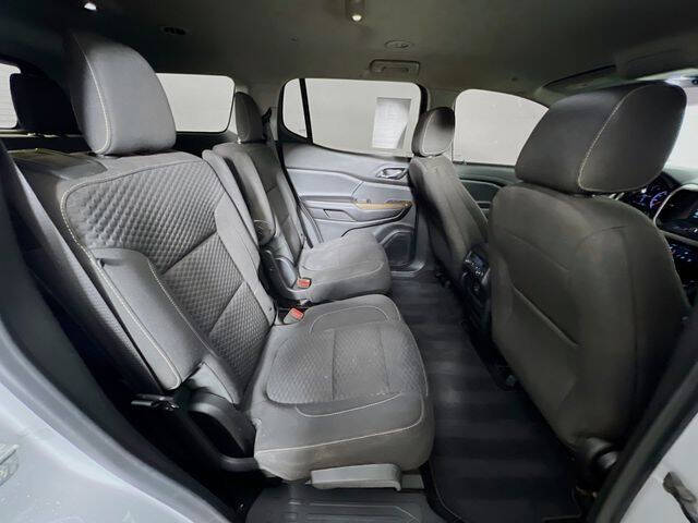 Silver 2019 GMC Acadia SLE-2 SLE-2 4dr SUV 41