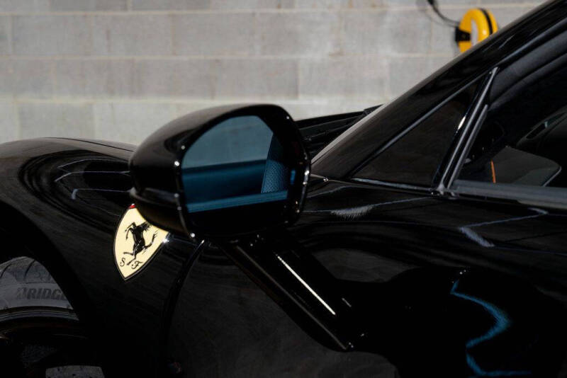 2025 Ferrari 296 GTS