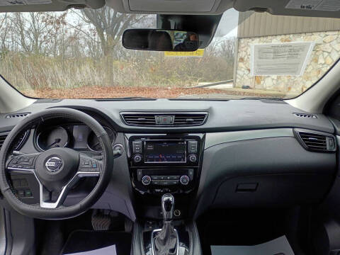 2020 Nissan Rogue Sport SL