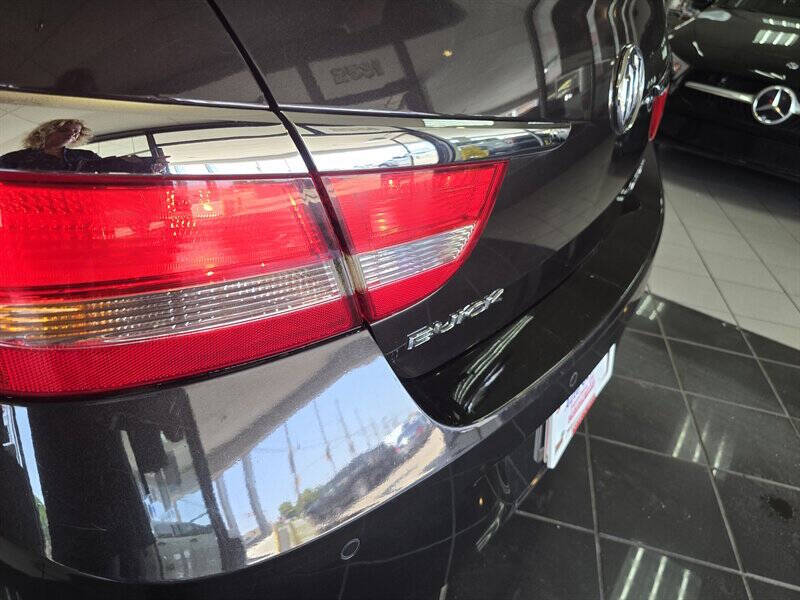 2012 Buick Verano Leather Group