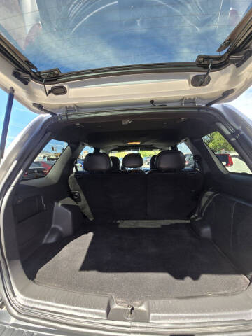 2009 Ford Escape XLT