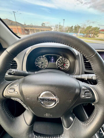 2017 Nissan Pathfinder S