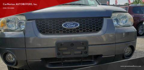 2005 Ford Escape for sale at CarNation AUTOBUYERS Inc. in Rockville Centre NY
