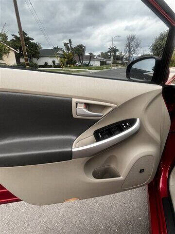 2011 Toyota Prius Five