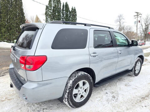 2013 Toyota Sequoia SR5