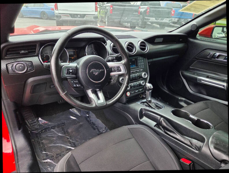 2016 Ford Mustang V6