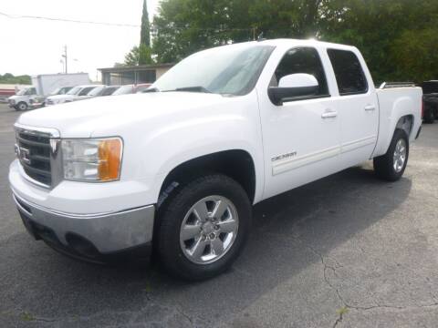 2009 GMC Sierra 1500 for sale at Lewis Page Auto Brokers in Gainesville GA