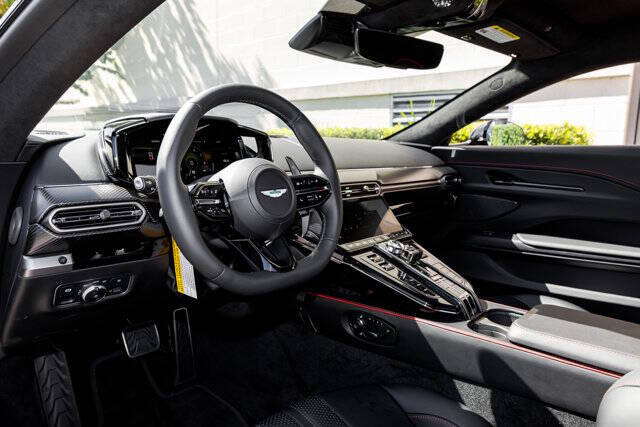 2026 Aston Martin Vantage