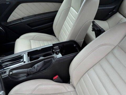 2012 Ford Mustang V6 Premium