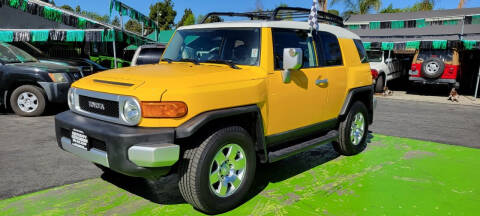 2007 Toyota FJ Cruiser for sale at Pauls Auto in Whittier CA