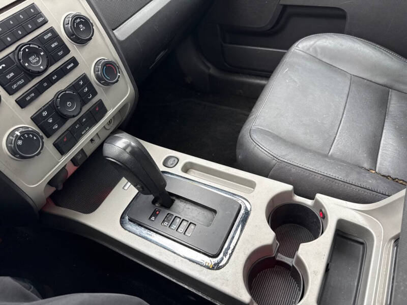 2011 Ford Escape XLT