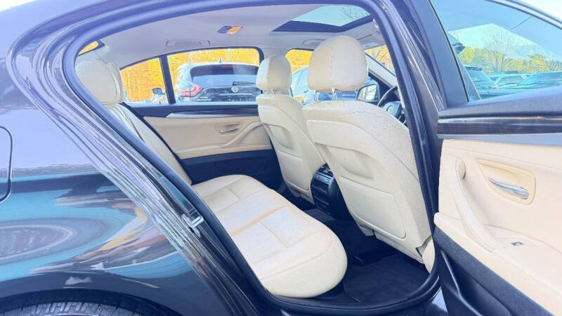 2016 BMW 5 Series 528i