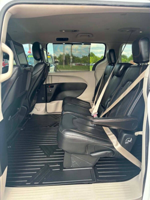 2018 Chrysler Pacifica Touring L Plus