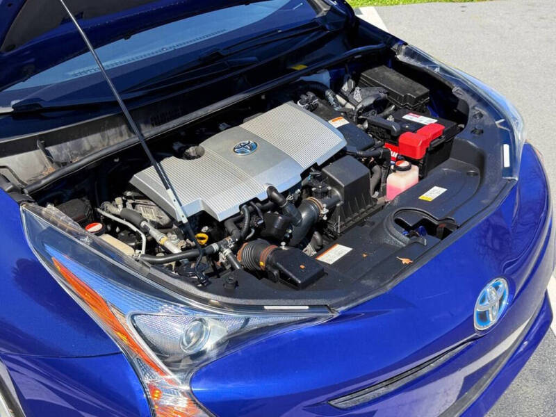 2016 Toyota Prius Two