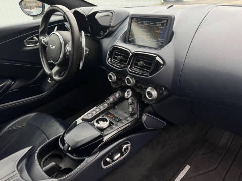 2020 Aston Martin Vantage