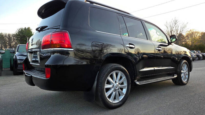 2011 Lexus LX 570