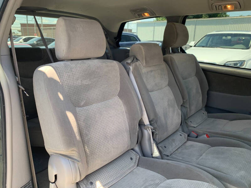 2007 Toyota Sienna LE 8-Passenger