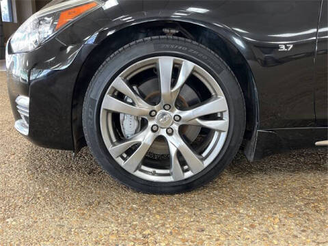 2015 Infiniti Q70L 3.7