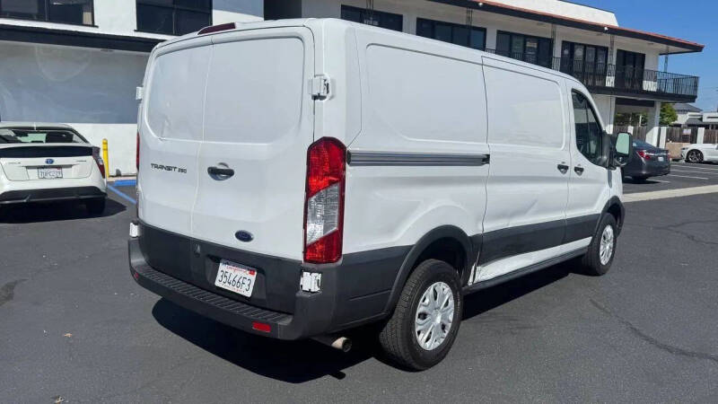 2021 Ford Transit