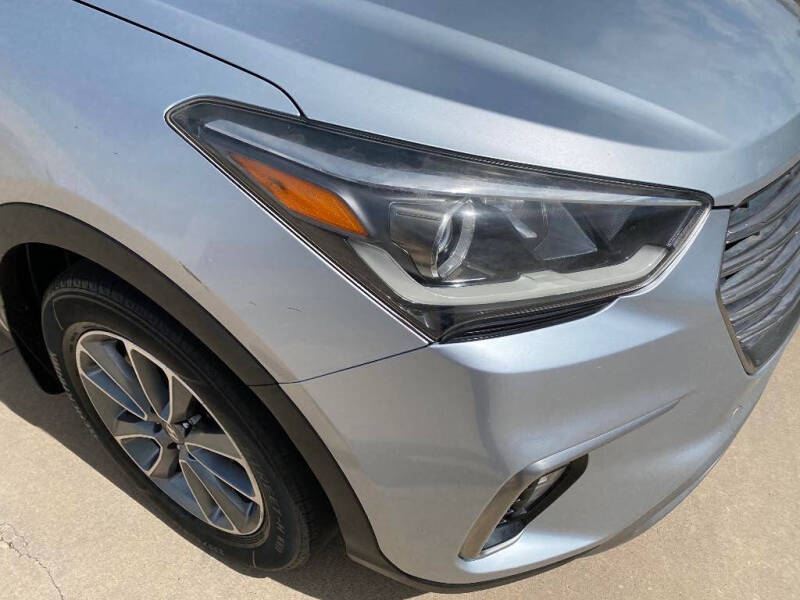 2017 Hyundai Santa Fe SE