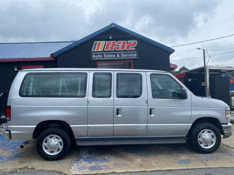 2011 Ford E-Series E-350 SD XL