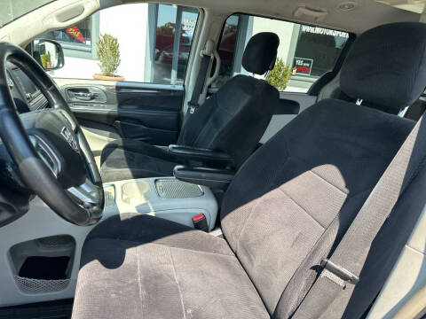 2012 Dodge Grand Caravan Crew